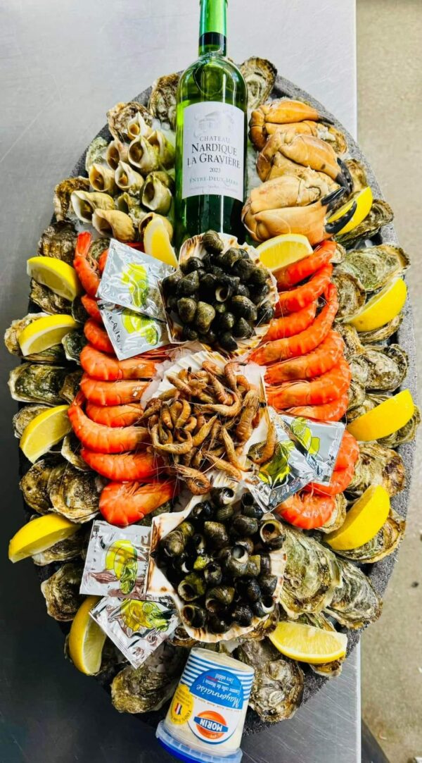 Verre_Vin_Blanc_Fruit de mer_Raisin_Chateau_Nardique_La_Graviere_vin_domaine_viticole_entre_deux_mers_Bordeaux